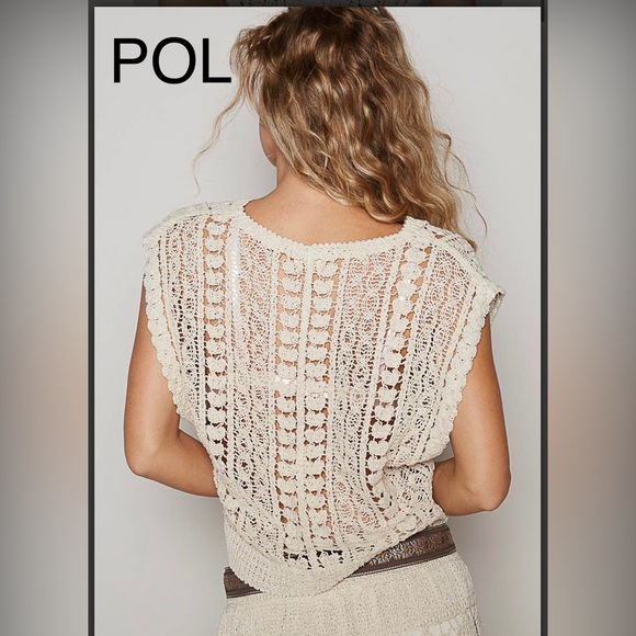 Bp31-8⭐️NEW! POL Cream Crochet Top w/ v-neck+stunning textural interest! Wow! - Picture 2 of 6
